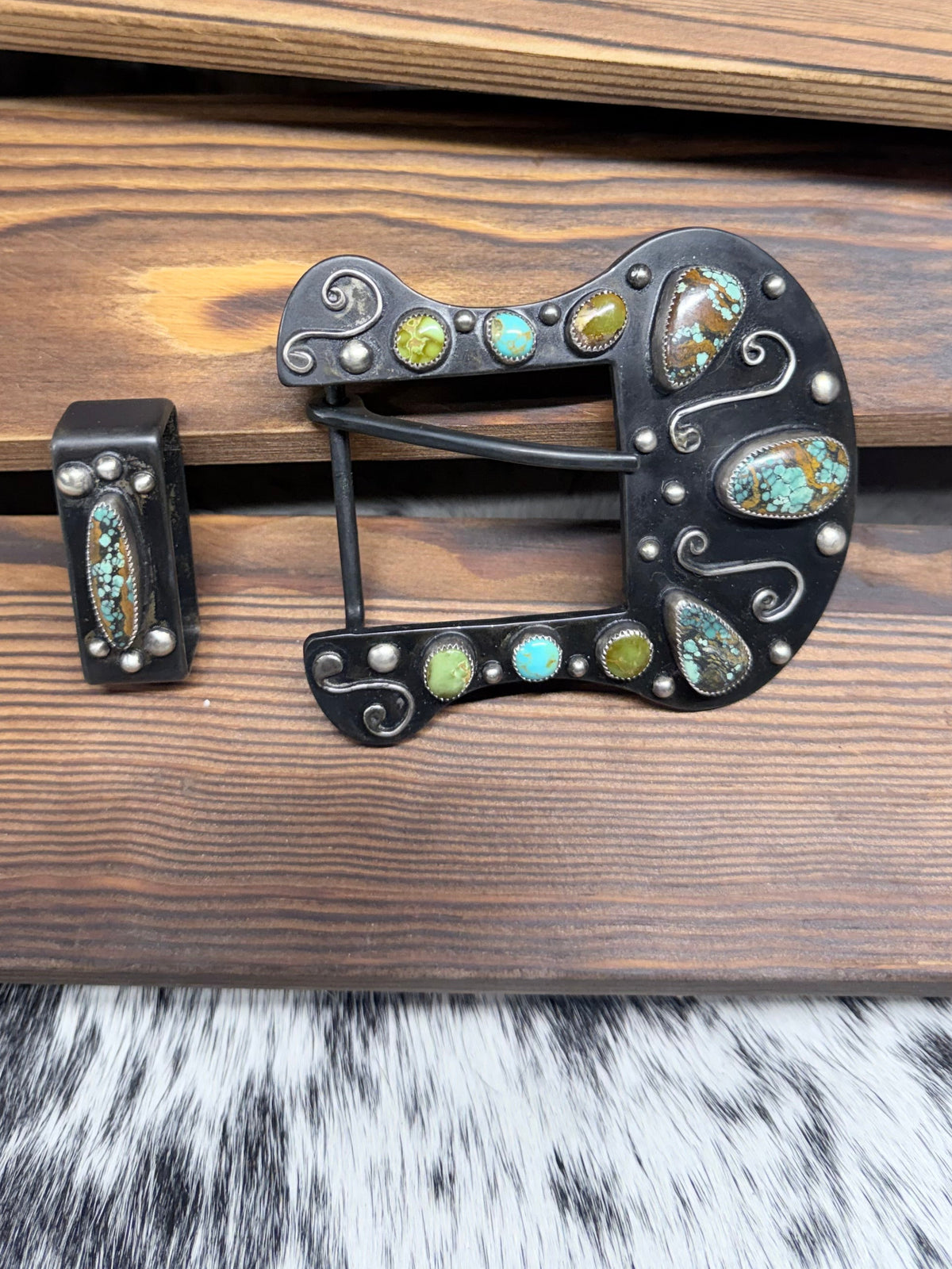 Multi stone turquoise belt buckle